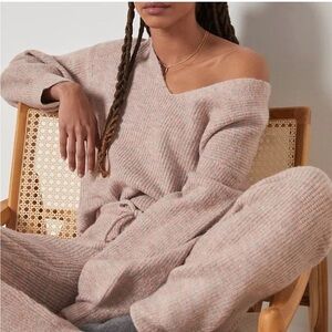 Cozy Anthropologie V-Neck Sweater Set in Blush L-top, M- bottom
